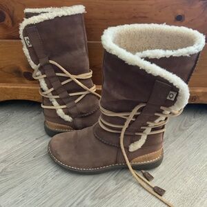 Ugg Catalina Lace Up Boots Brown 7